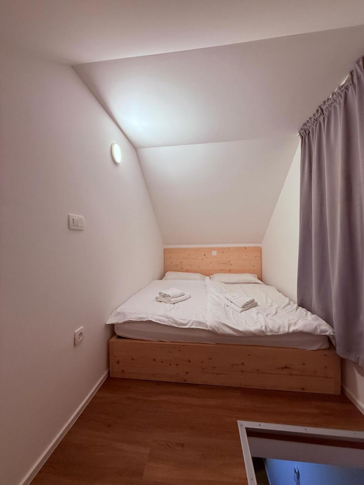 Chalet Pjagodic ツェルクニェ・ナ・ゴレニスケム エクステリア 写真